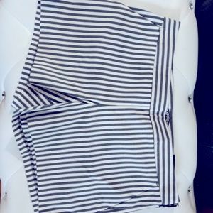 Express 4.5” inseam striped shorts 🩳 NWT 🏷✨